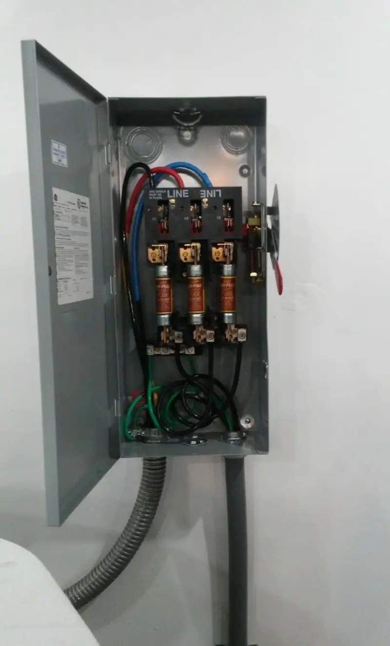Three-phase disconnect switch installed for Electrical Wiring & Rewiring in Bartonsville